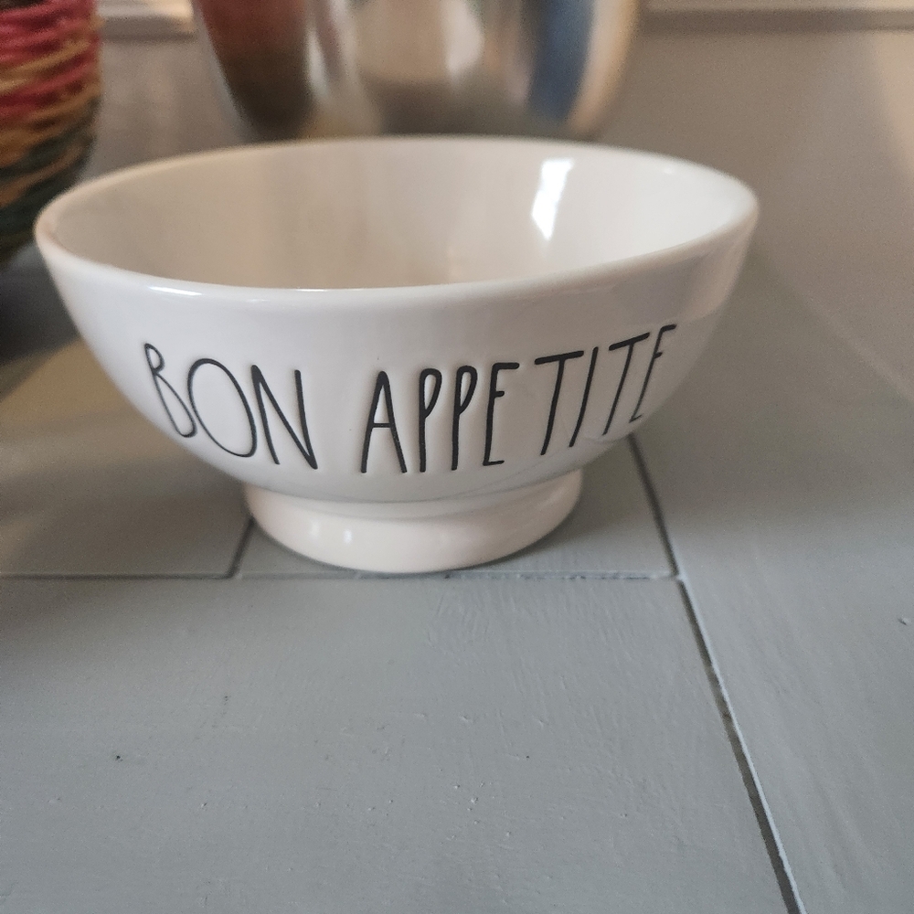 NWT Rae Dunn BON APPETITE 2018 Bowl